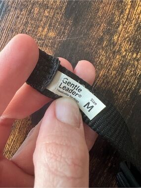 Gentle Leader Headcollar for Dogs, Size M - Black